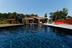 terrasse piscine voiles d'ombrage bioclimatiques