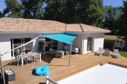 Les voiles d'ombrage pour vos extérieurs sur le Bassin d'Arcachon